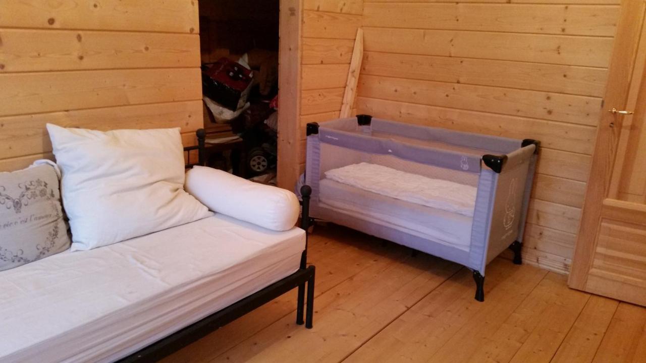 Au Chalet Bed and Breakfast Maubray Exteriör bild