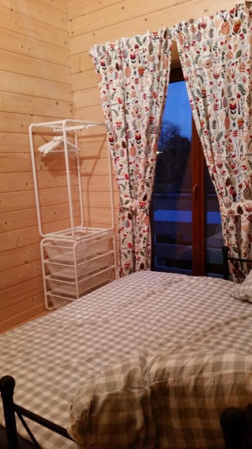 Au Chalet Bed and Breakfast Maubray Exteriör bild